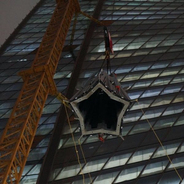 Первый пошел! Подъем на монтажный уровень на отметку 449-450 метров