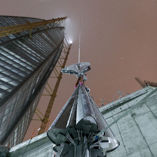 Подъем пошел! Отрыв — под аплодисменты строителей